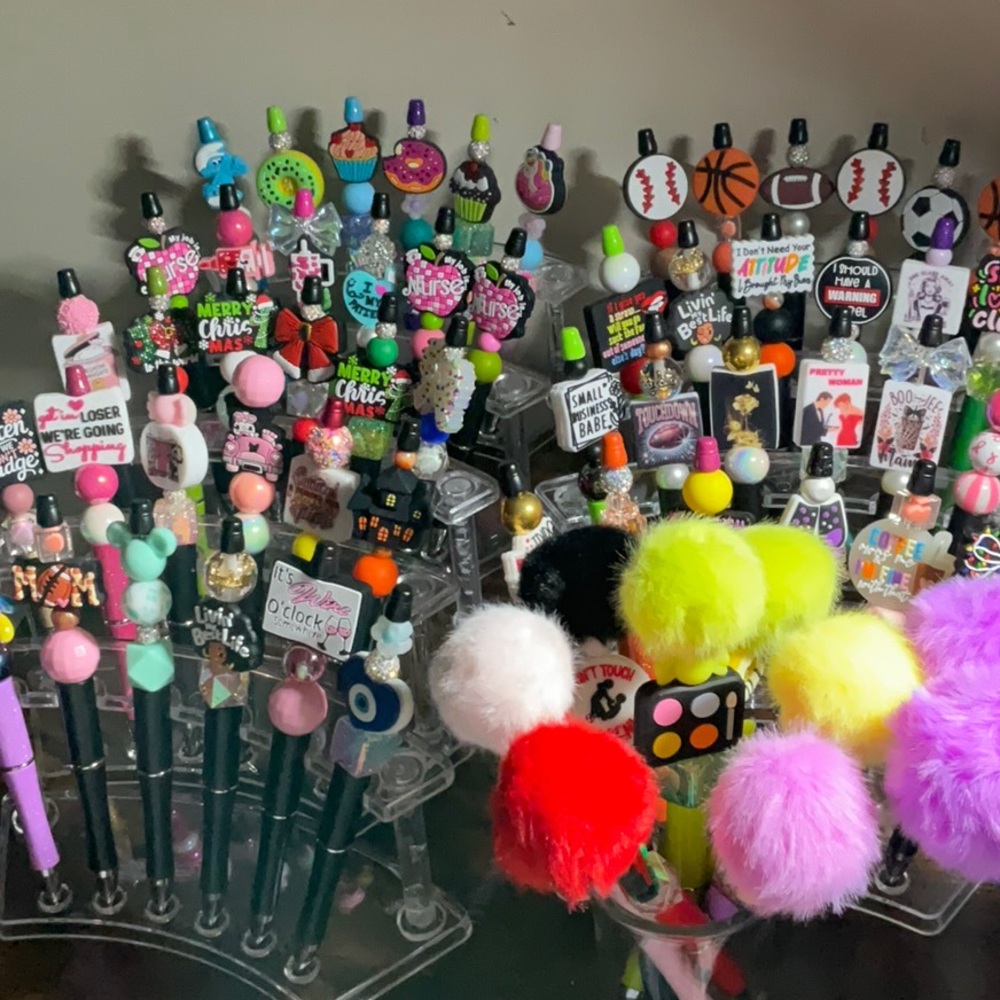Fun Quote Pens with Colorful Charms - Picture 13 of 16